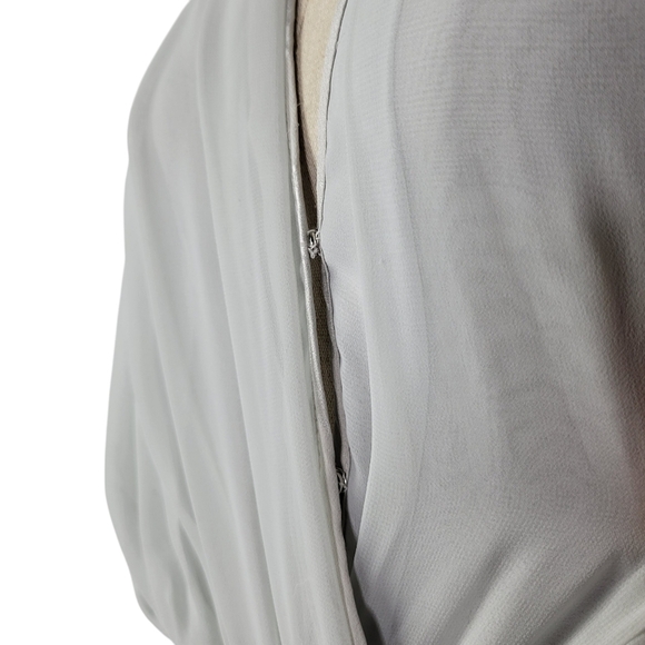 Wayne Clark Vtg Long Sleeve Fitted Waist Chiffon Dress Size 6 Fits XS/S Silver - Picture 3 of 13